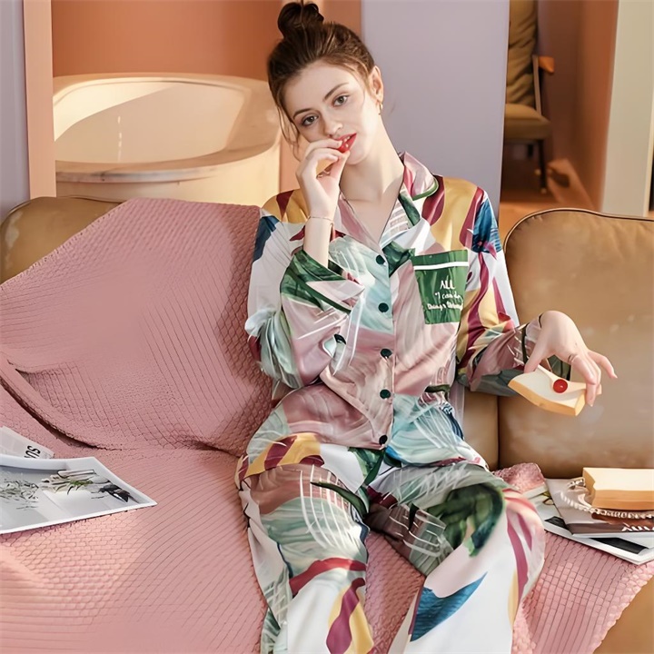 全幅印花設(shè)計推薦之睡衣